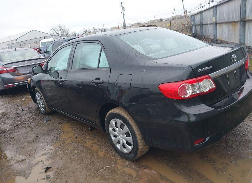 Photo 3 of 2012 Toyota Corolla L (VIN 5YFBU4EE7CP058822)