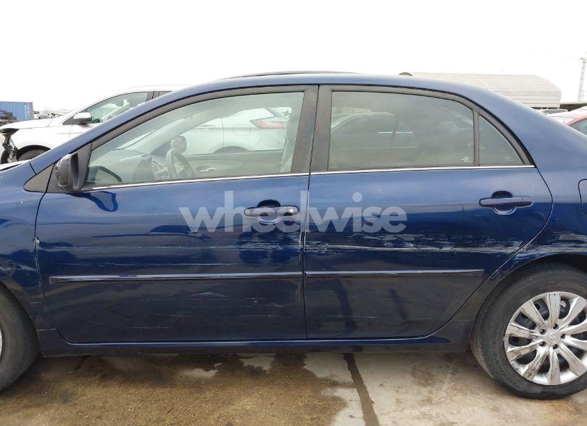 Photo 14 of 2013 Toyota Corolla LE (VIN 5YFBU4EE7DP087951)