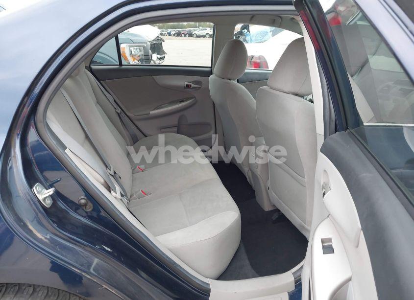 Photo 8 of 2013 Toyota Corolla LE (VIN 5YFBU4EE7DP087951)