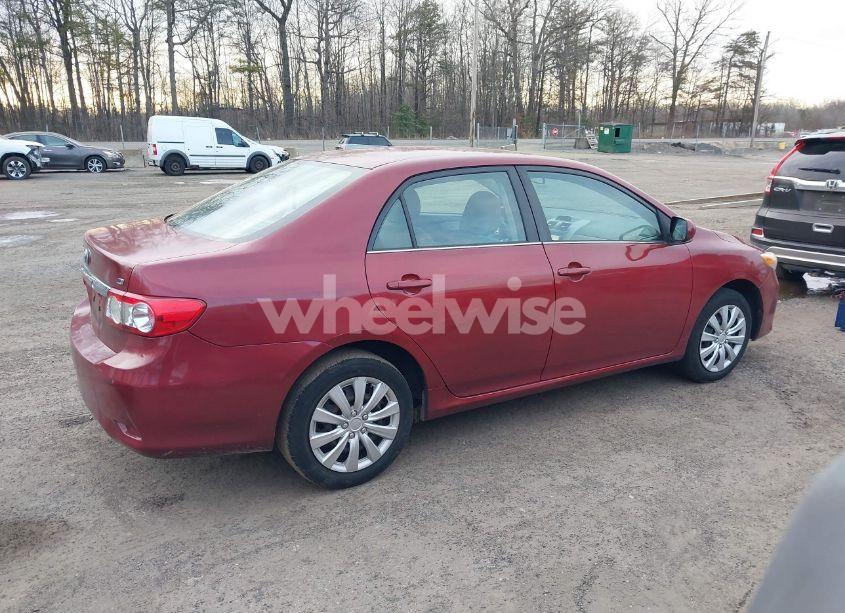 Photo 13 of 2013 Toyota Corolla LE (VIN 5YFBU4EE7DP092387)