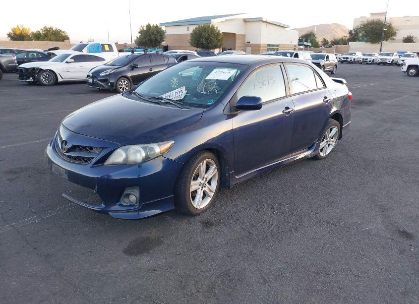 Photo 2 of 2013 Toyota Corolla S (VIN 5YFBU4EE7DP099291)