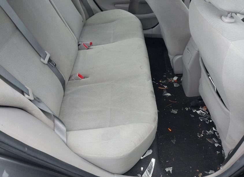 Photo 8 of 2013 Toyota Corolla LE (VIN 5YFBU4EE7DP101847)