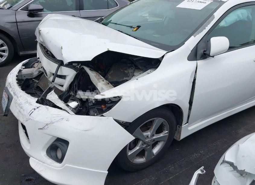 Photo 19 of 2013 Toyota Corolla S (VIN 5YFBU4EE7DP144844)