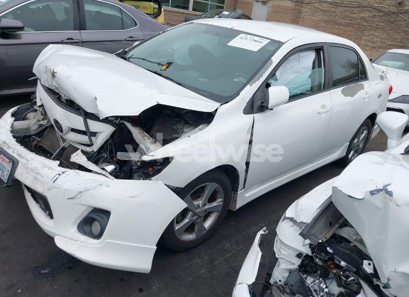 Photo 2 of 2013 Toyota Corolla S (VIN 5YFBU4EE7DP144844)