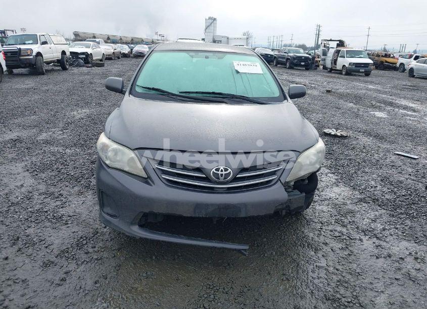 Photo 12 of 2013 Toyota Corolla LE (VIN 5YFBU4EE7DP151874)