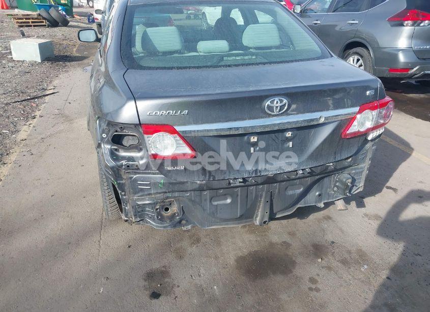 Photo 17 of 2013 Toyota Corolla LE (VIN 5YFBU4EE7DP174507)