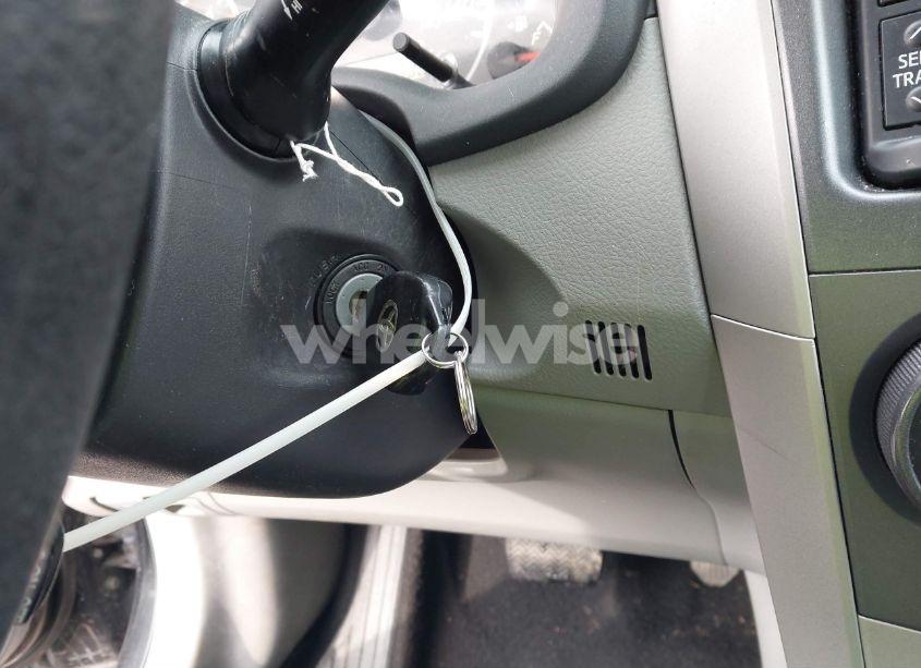 Photo 11 of 2013 Toyota Corolla LE (VIN 5YFBU4EE7DP175396)