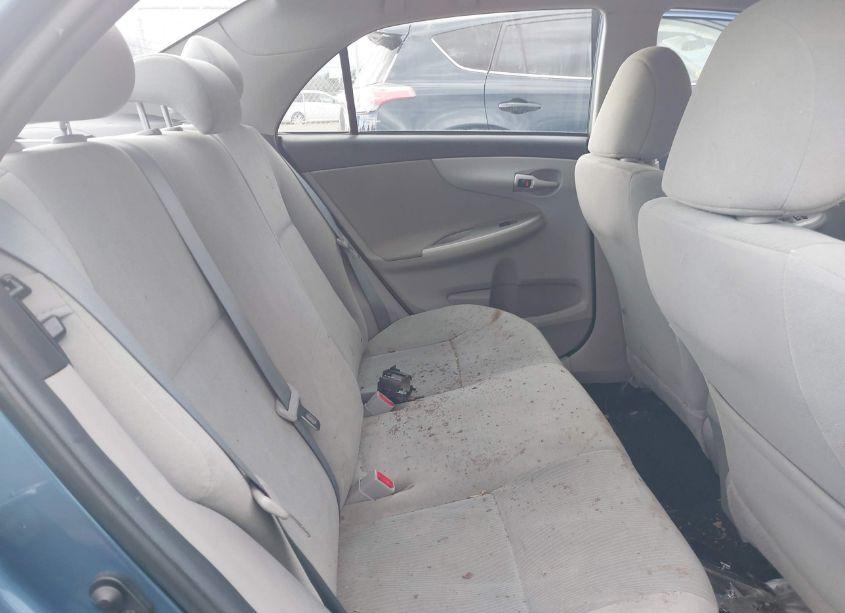 Photo 8 of 2013 Toyota Corolla LE (VIN 5YFBU4EE7DP200815)