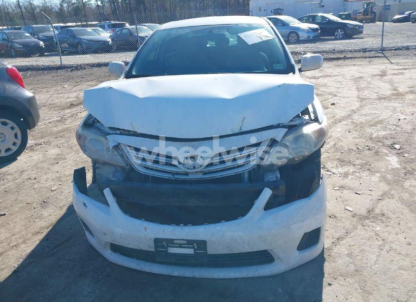 Photo 12 of 2013 Toyota Corolla LE (VIN 5YFBU4EE7DP216819)