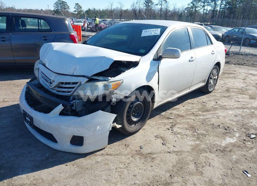 Photo 2 of 2013 Toyota Corolla LE (VIN 5YFBU4EE7DP216819)