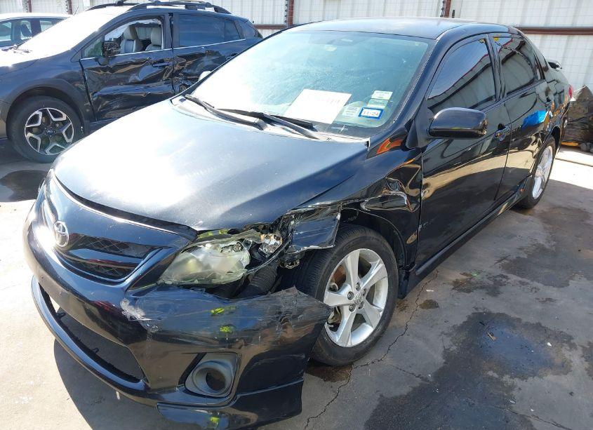 Photo 6 of 2013 Toyota Corolla S (VIN 5YFBU4EE7DP219381)