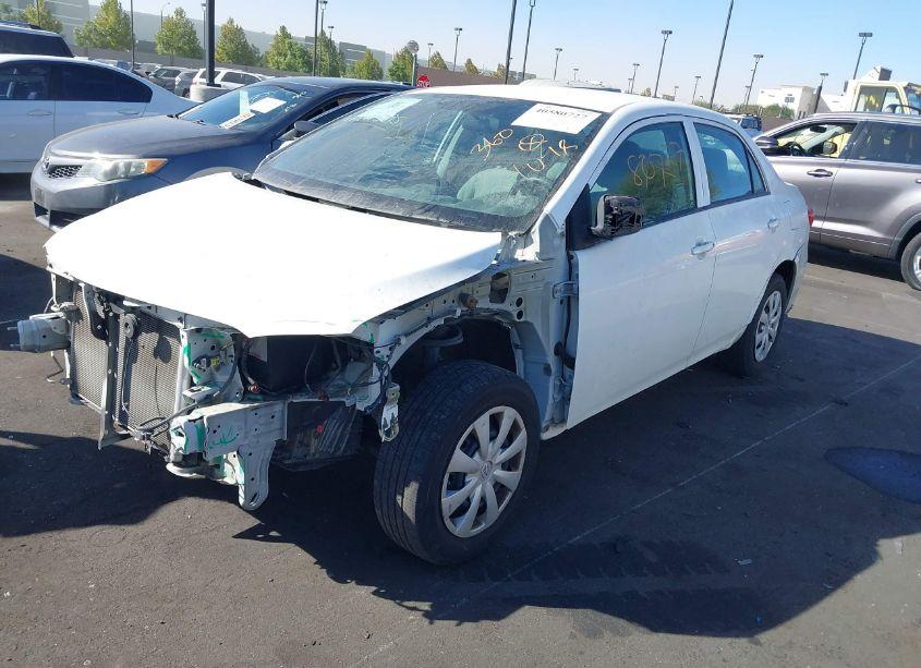 Photo 2 of 2013 Toyota Corolla L (VIN 5YFBU4EE7DP225195)