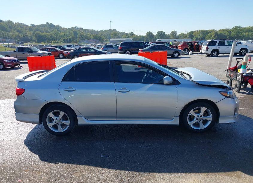 Photo 14 of 2012 Toyota Corolla S (VIN 5YFBU4EE8CP033170)