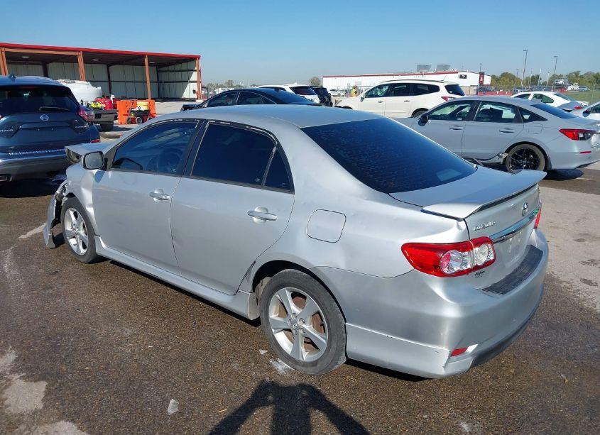 Photo 3 of 2012 Toyota Corolla S (VIN 5YFBU4EE8CP033170)