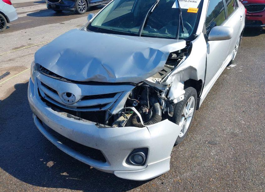 Photo 6 of 2012 Toyota Corolla S (VIN 5YFBU4EE8CP033170)