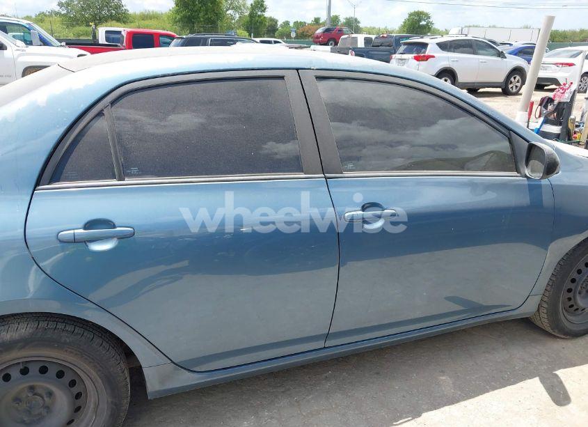 Photo 13 of 2012 Toyota Corolla LE (VIN 5YFBU4EE8CP041320)