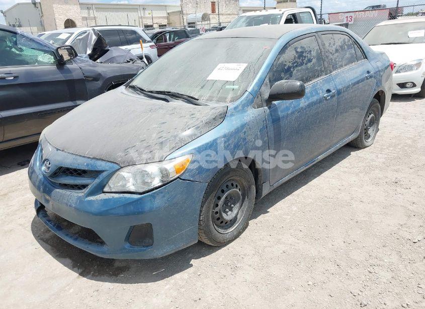 Photo 2 of 2012 Toyota Corolla LE (VIN 5YFBU4EE8CP041320)