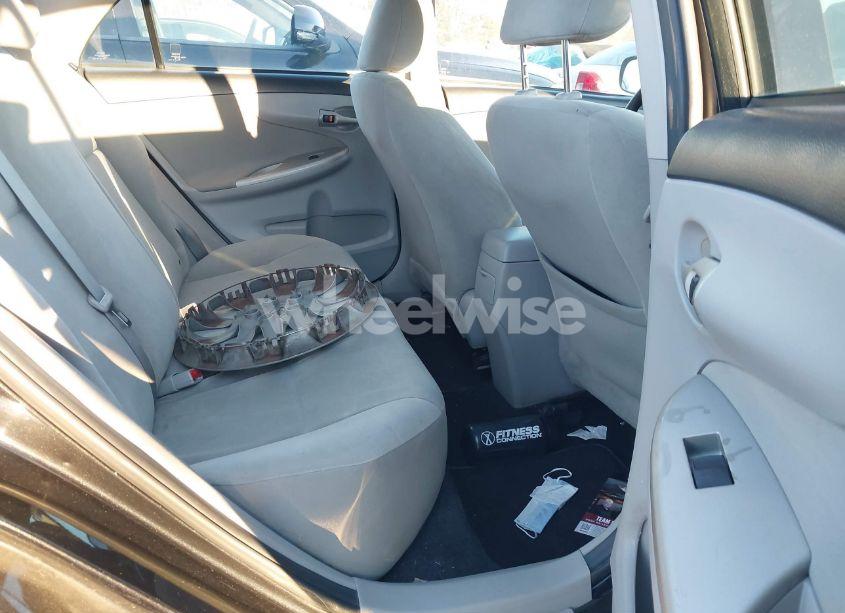 Photo 8 of 2012 Toyota Corolla LE (VIN 5YFBU4EE8CP043956)