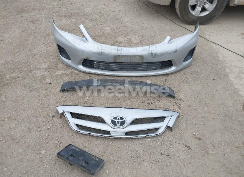 Photo 12 of 2012 Toyota Corolla LE (VIN 5YFBU4EE8CP045495)