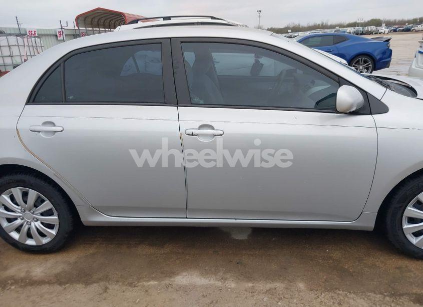 Photo 14 of 2012 Toyota Corolla LE (VIN 5YFBU4EE8CP045495)