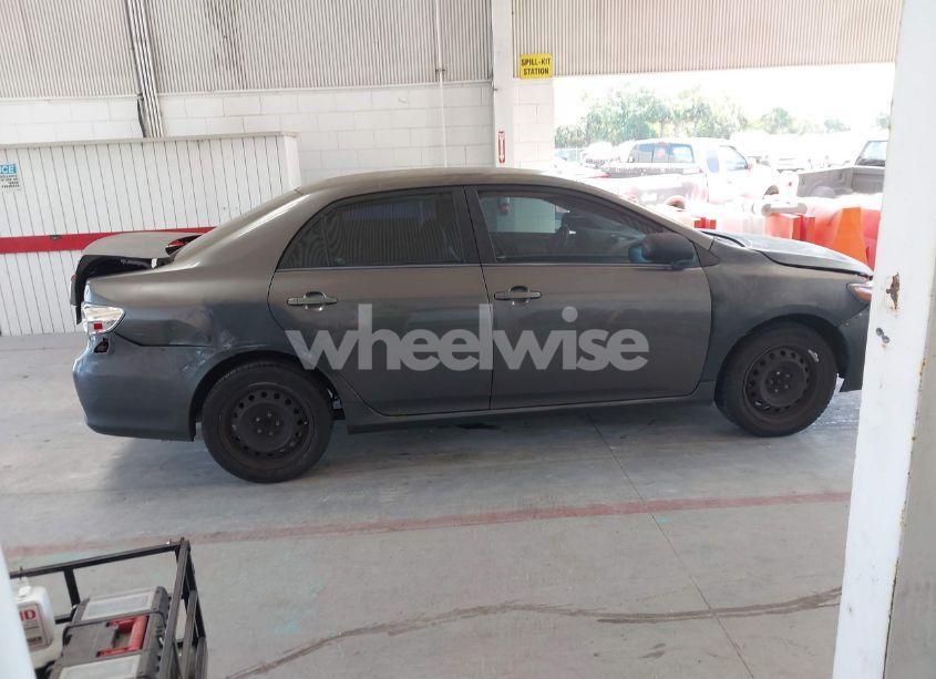 Photo 13 of 2012 Toyota Corolla LE (VIN 5YFBU4EE8CP053838)