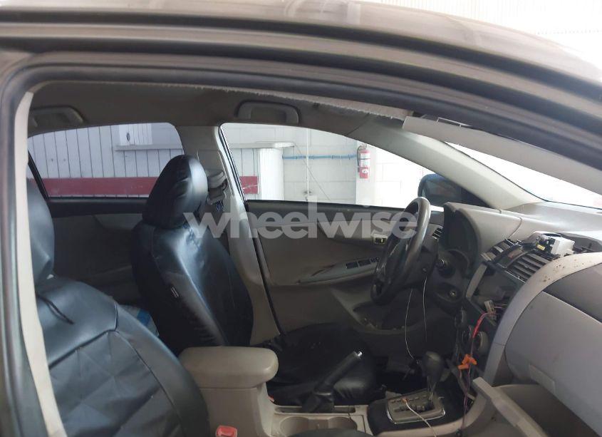 Photo 5 of 2012 Toyota Corolla LE (VIN 5YFBU4EE8CP053838)