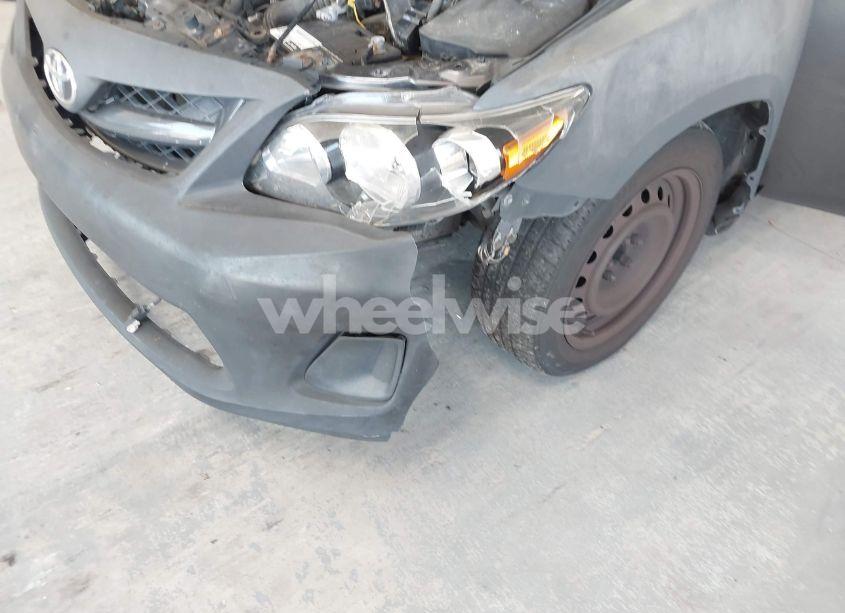 Photo 6 of 2012 Toyota Corolla LE (VIN 5YFBU4EE8CP053838)