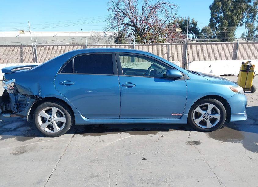 Photo 13 of 2013 Toyota Corolla S (VIN 5YFBU4EE8DP081673)
