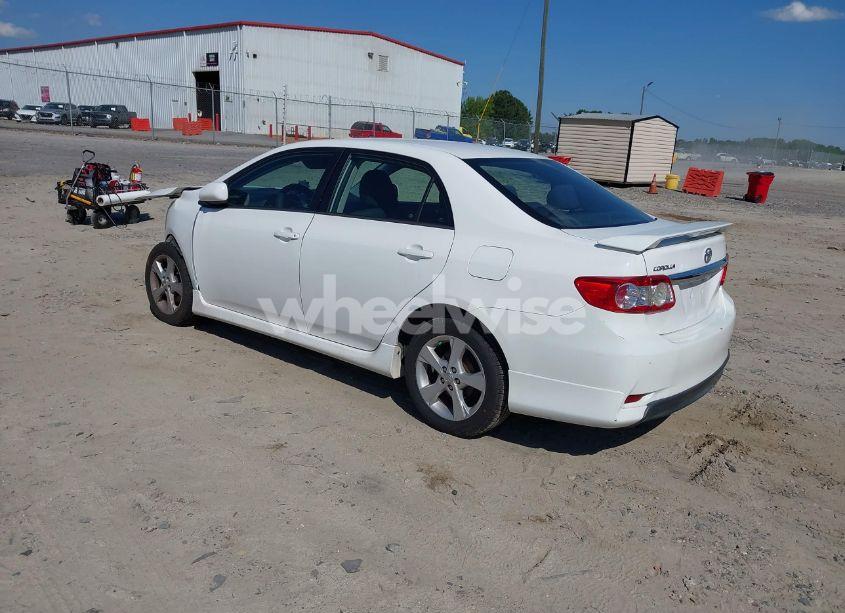 Photo 3 of 2013 Toyota Corolla S (VIN 5YFBU4EE8DP083049)