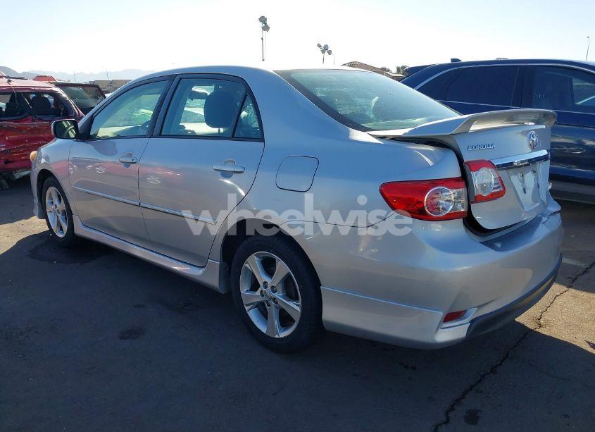 Photo 3 of 2013 Toyota Corolla S (VIN 5YFBU4EE8DP088025)