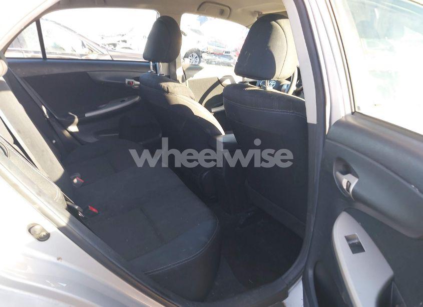 Photo 8 of 2013 Toyota Corolla S (VIN 5YFBU4EE8DP088025)