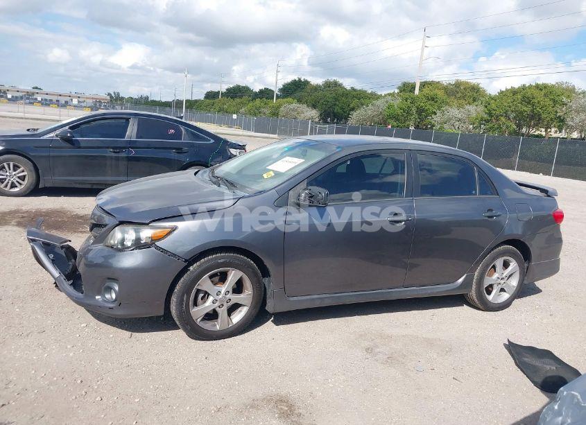 Photo 14 of 2013 Toyota Corolla S (VIN 5YFBU4EE8DP088669)