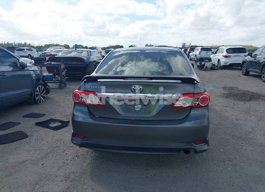Photo 16 of 2013 Toyota Corolla S (VIN 5YFBU4EE8DP088669)