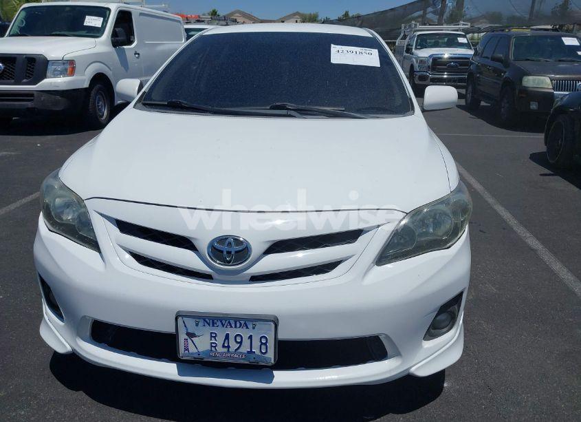 Photo 6 of 2013 Toyota Corolla S (VIN 5YFBU4EE8DP103865)