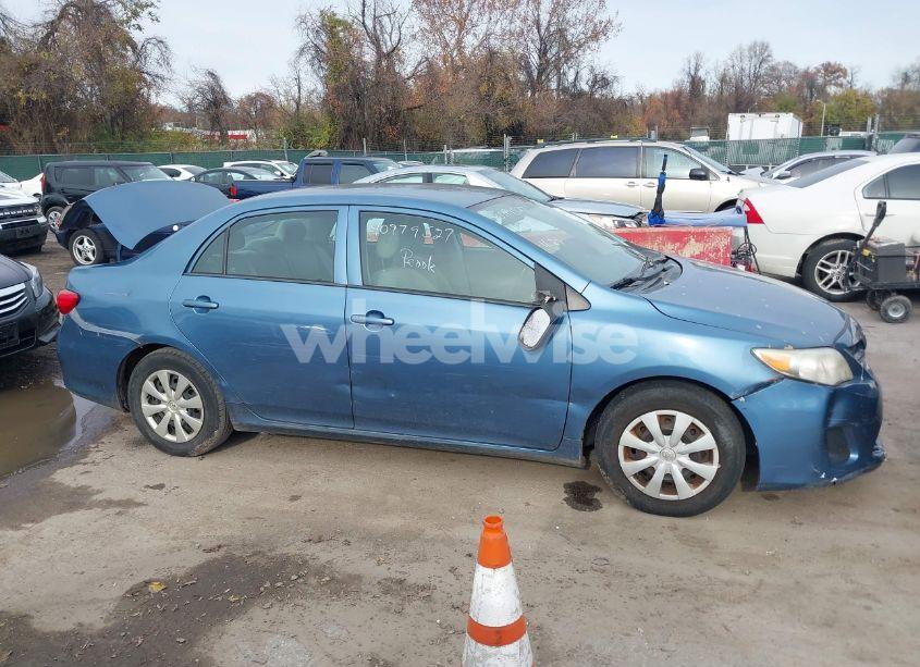Photo 13 of 2013 Toyota Corolla L (VIN 5YFBU4EE8DP107902)