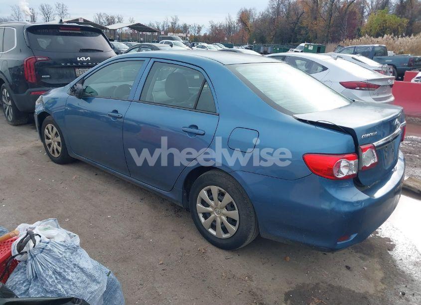Photo 3 of 2013 Toyota Corolla L (VIN 5YFBU4EE8DP107902)