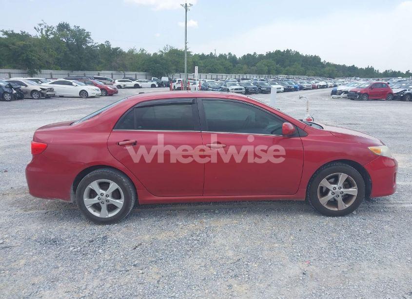 Photo 13 of 2013 Toyota Corolla LE (VIN 5YFBU4EE8DP119614)