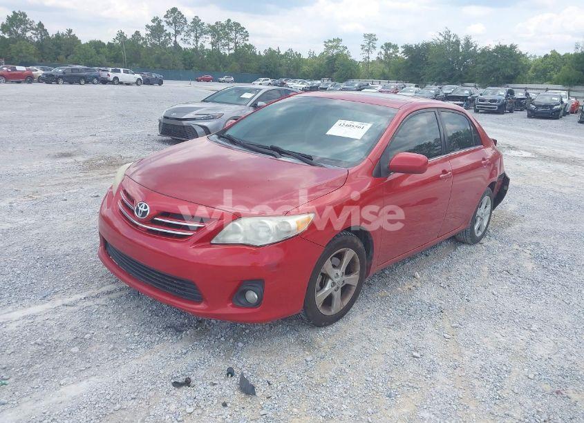 Photo 2 of 2013 Toyota Corolla LE (VIN 5YFBU4EE8DP119614)
