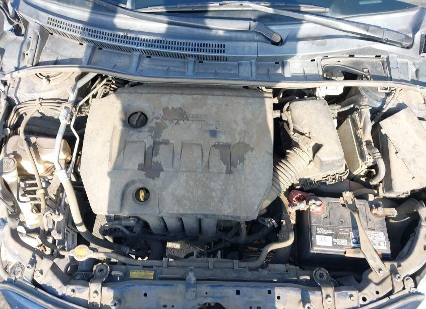 Photo 10 of 2013 Toyota Corolla LE (VIN 5YFBU4EE8DP139460)