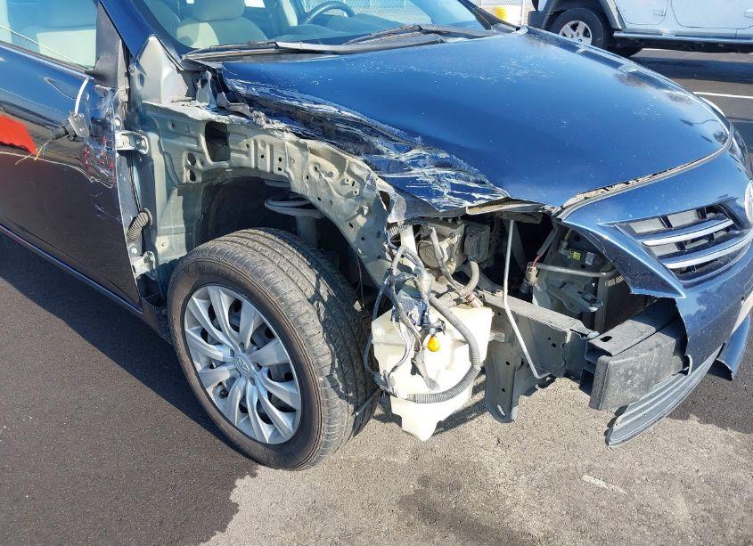 Photo 6 of 2013 Toyota Corolla LE (VIN 5YFBU4EE8DP139460)