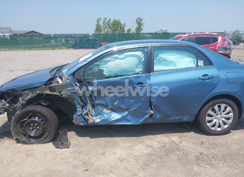 Photo 6 of 2013 Toyota Corolla LE (VIN 5YFBU4EE8DP151592)