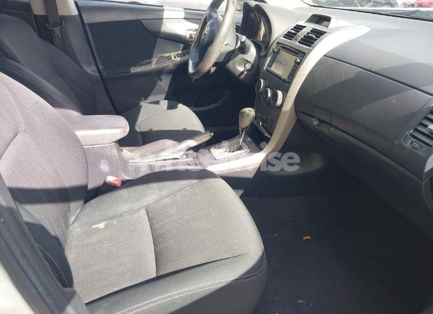 Photo 5 of 2013 Toyota Corolla S (VIN 5YFBU4EE8DP158123)