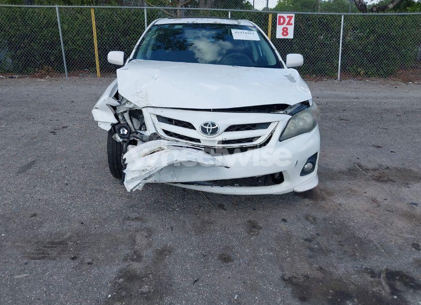 Photo 6 of 2013 Toyota Corolla S (VIN 5YFBU4EE8DP158123)