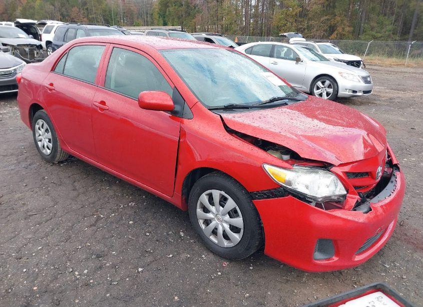 2013 Toyota Corolla L (VIN 5YFBU4EE8DP161829) main photo
