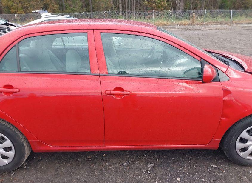 Photo 13 of 2013 Toyota Corolla L (VIN 5YFBU4EE8DP161829)