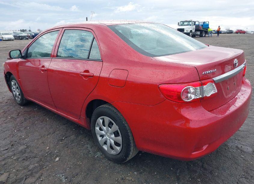 Photo 3 of 2013 Toyota Corolla L (VIN 5YFBU4EE8DP161829)