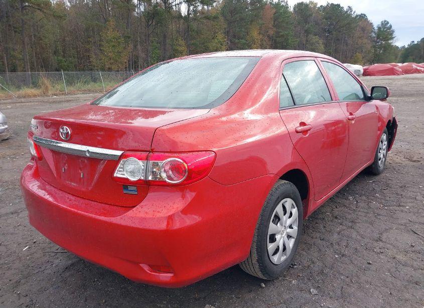 Photo 4 of 2013 Toyota Corolla L (VIN 5YFBU4EE8DP161829)