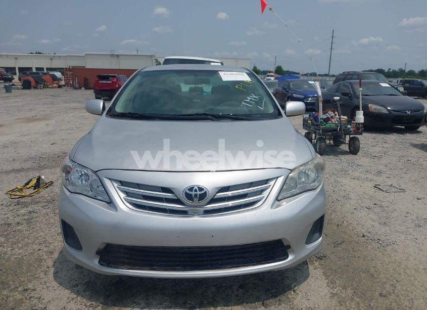 Photo 12 of 2013 Toyota Corolla LE (VIN 5YFBU4EE8DP164181)