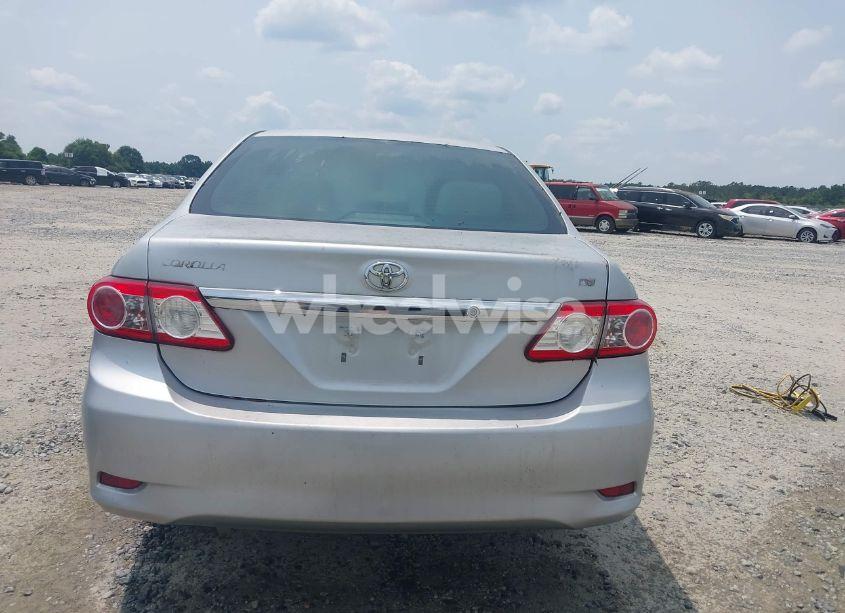 Photo 16 of 2013 Toyota Corolla LE (VIN 5YFBU4EE8DP164181)