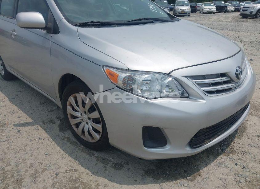 Photo 6 of 2013 Toyota Corolla LE (VIN 5YFBU4EE8DP164181)